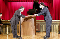 表彰式
山本博士氏
(株式会社三陽物産代表取締役社長)