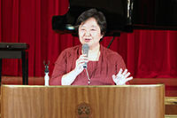 講演「横浜の魅力について」
森まゆみさん(理事・作家)