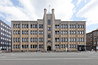 元生糸検査所だったデザイン・クリエイティブセンター(KIITO)