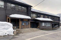 情報交換会と宿泊場所となる
白川郷の湯